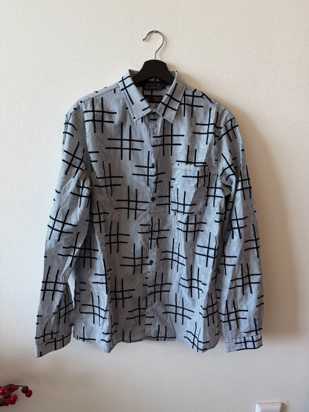 Armani Jeans 1981 – Ottobre 2011 30th Anniversary Long Sleeve Dress Shirt – Size